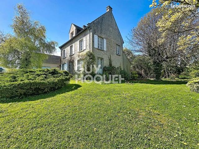 Maison 8 pièces 250 m²