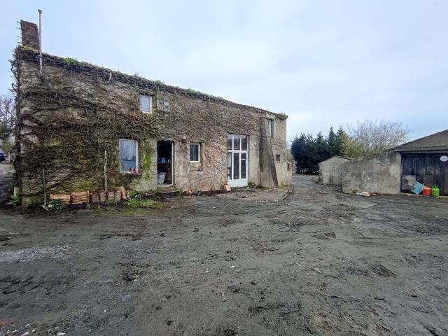 Maison 8 pièces 250 m²