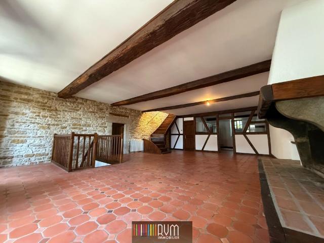 Maison 8 pièces 250 m²