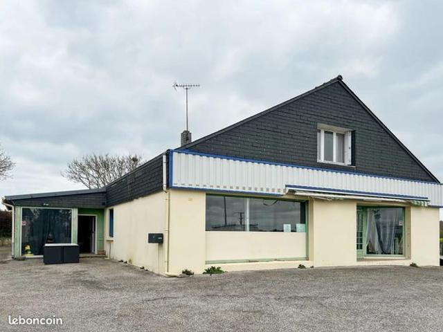 Maison 8 pièces 250 m²