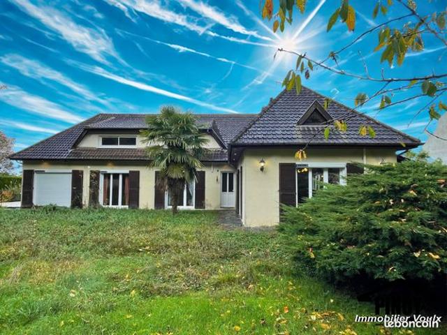 Maison 8 pièces 250 m²