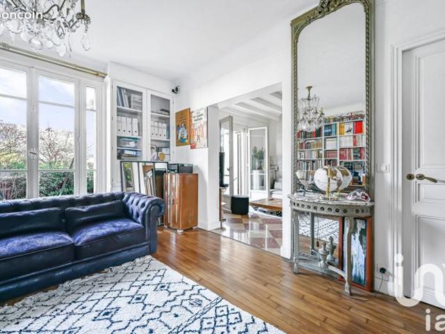 Maison 8 pièces 250 m²
