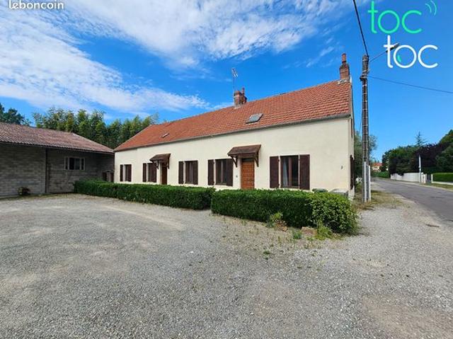 Maison 8 pièces 250 m²