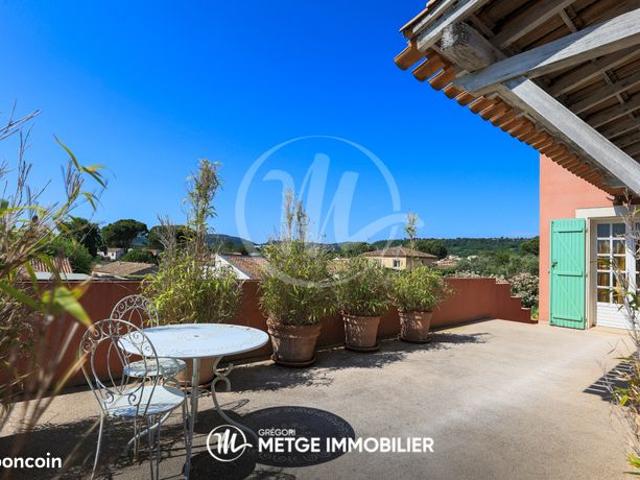 Maison 8 pièces 251 m²