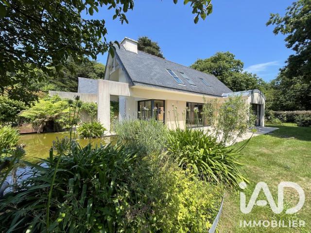 Maison 8 pièces 252 m²