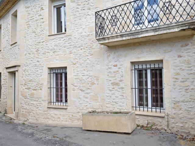 Maison 8 pièces 252 m²