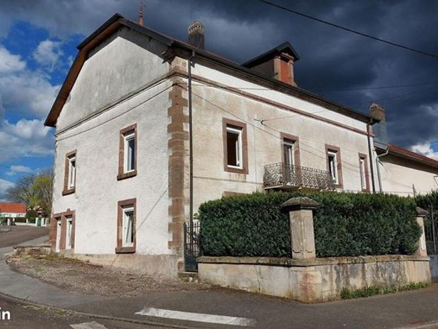 Maison 8 pièces 252 m²