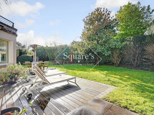 Maison 8 pièces 253 m²