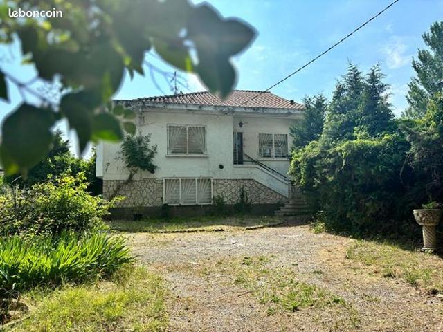 Maison 8 pièces 253 m²