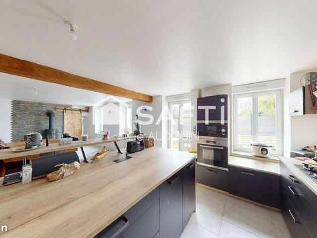 Maison 8 pièces 264 m²