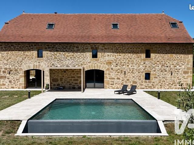 Maison 8 pièces 265 m²
