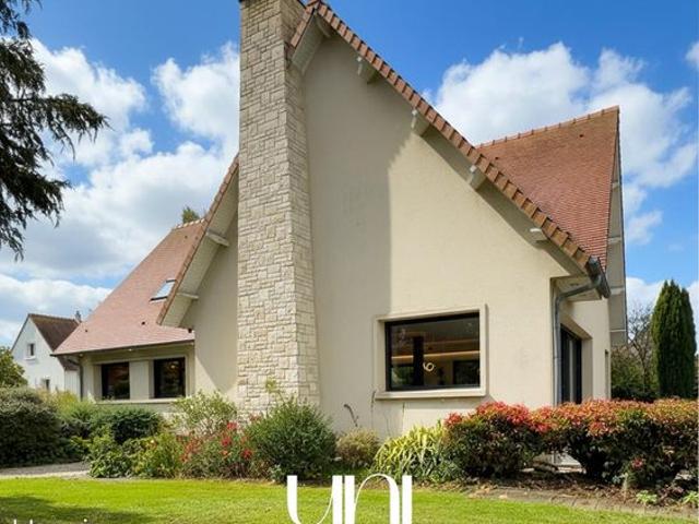 Maison 8 pièces 265 m²