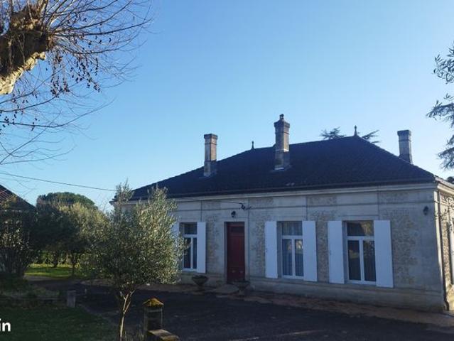 Maison 8 pièces 265 m²