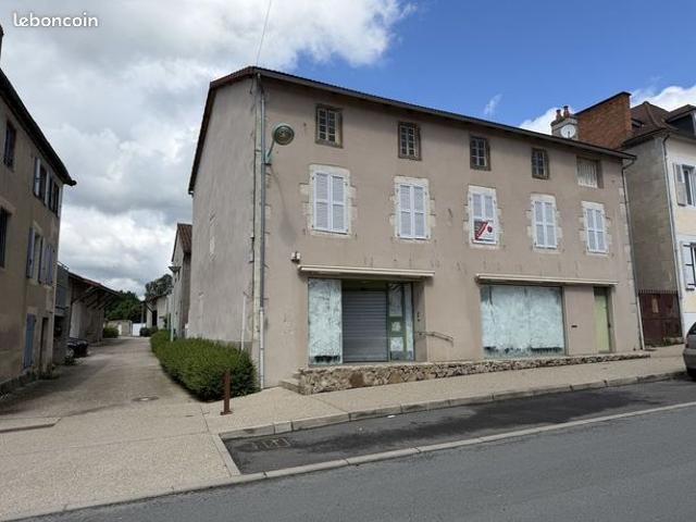 Maison 8 pièces 265 m²