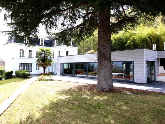 Maison 8 pièces 265 m²