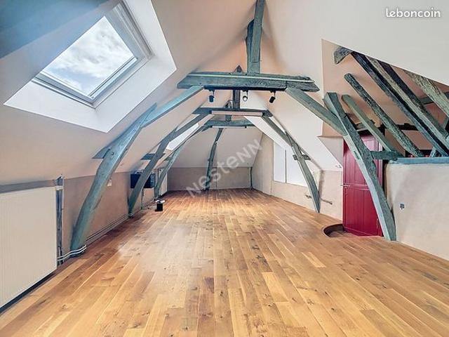 Maison 8 pièces 267 m²