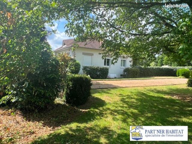 Maison 8 pièces 267 m²
