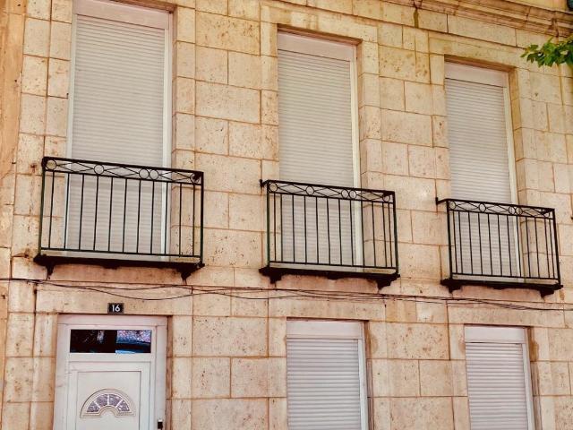 Maison 8 pièces 267 m²