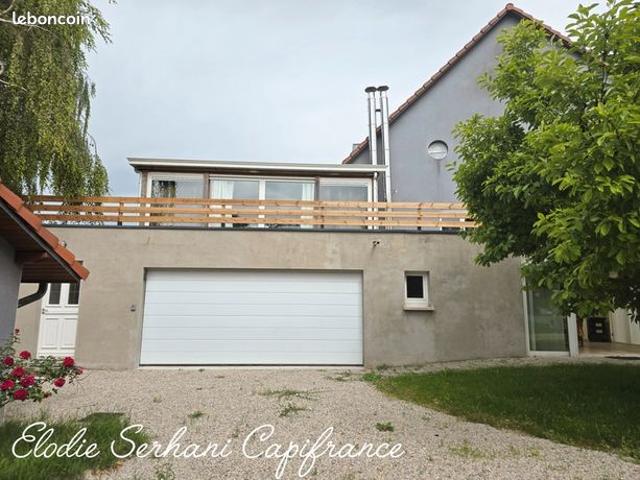 Maison 8 pièces 267 m²