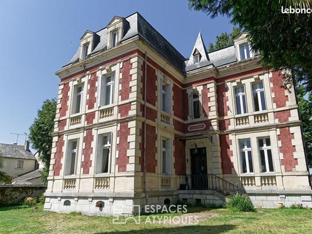 Maison 8 pièces 268 m²