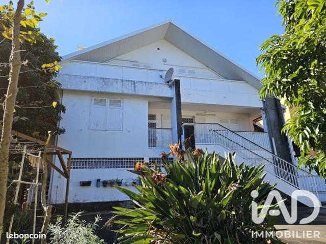 Maison 8 pièces 268 m²
