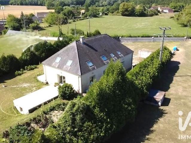 Maison 8 pièces 268 m²