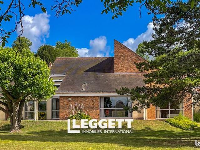Maison 8 pièces 268 m²