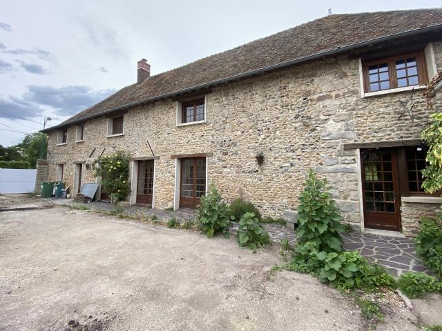 Maison 8 pièces 260 m²