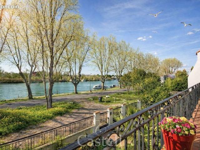 Maison 8 pièces 260 m²