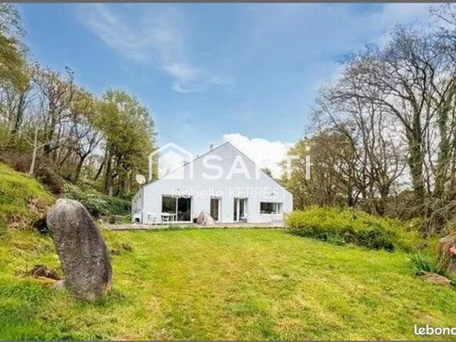 Maison 8 pièces 260 m²