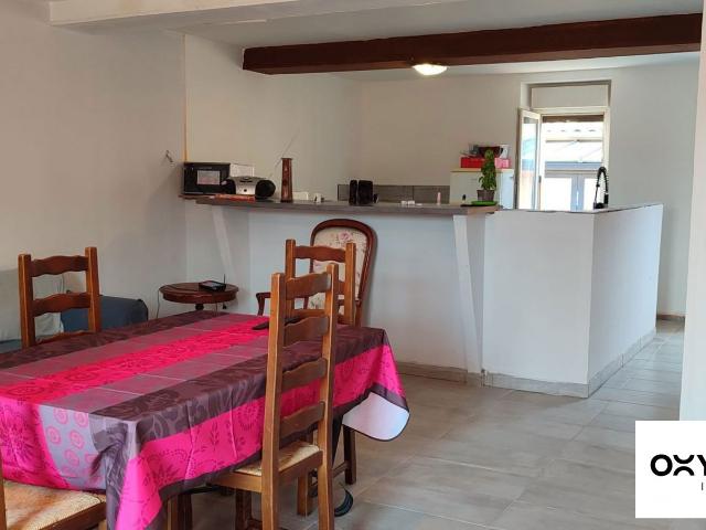 Maison 8 pièces 260 m²