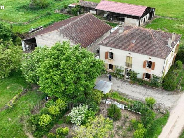 Maison 8 pièces 260 m²