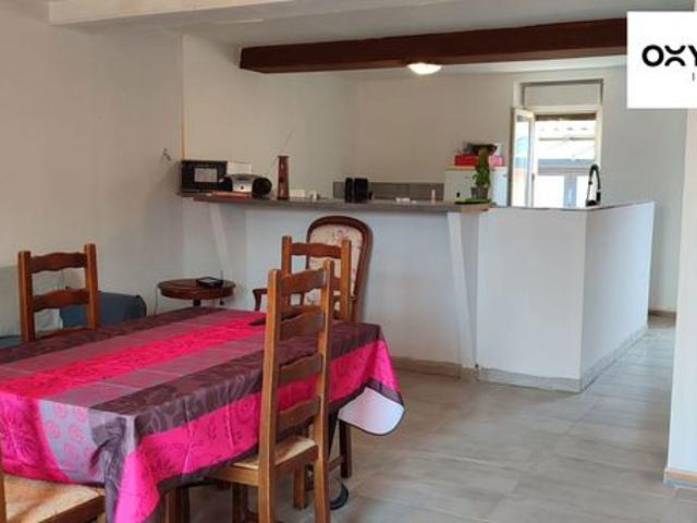 Maison 8 pièces 260 m²