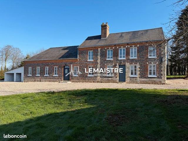 Maison 8 pièces 260 m²