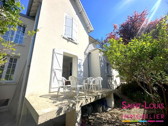 Maison 8 pièces 260 m²