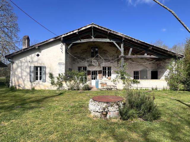 Maison 8 pièces 260 m²
