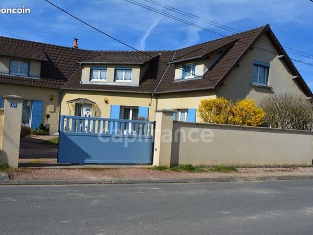 Maison 8 pièces 262 m²