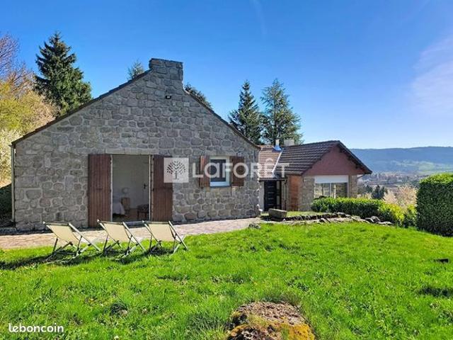 Maison 8 pièces 262 m²