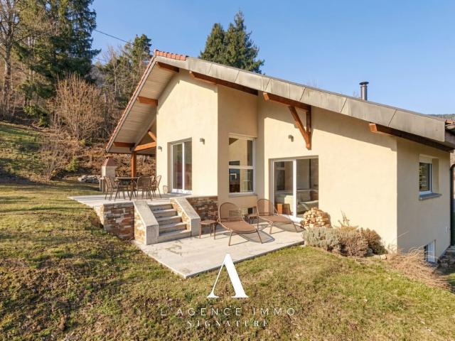 Maison 8 pièces 262 m²