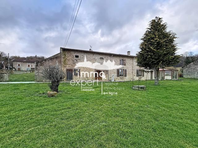 Maison 8 pièces 263 m²
