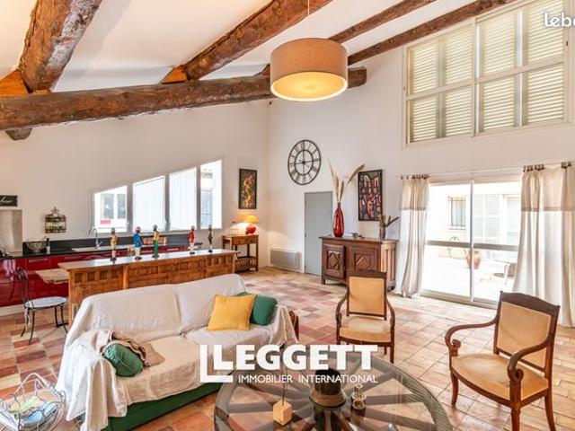 Maison 8 pièces 274 m²