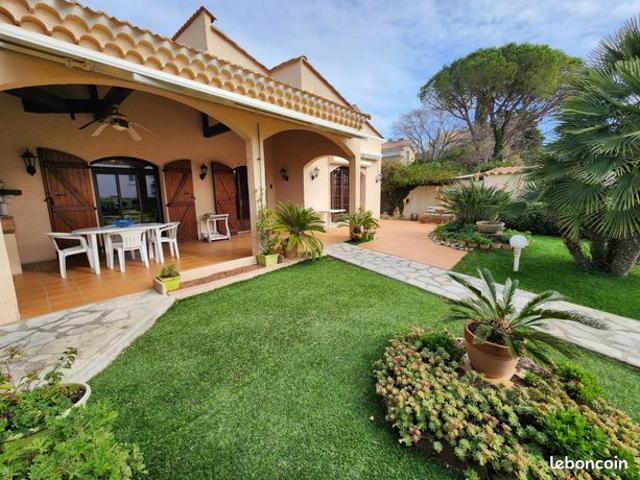 Maison 8 pièces 274 m²