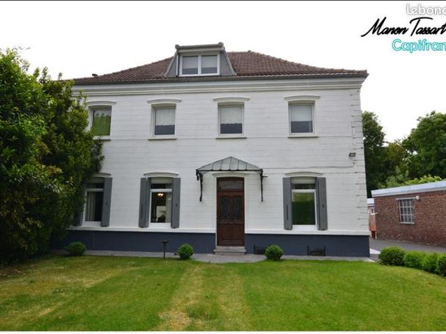 Maison 8 pièces 275 m²