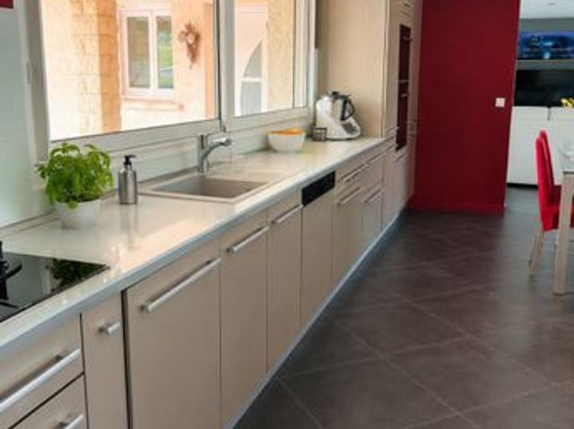 Maison 8 pièces 275 m²