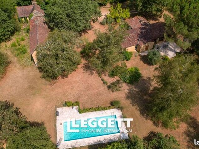 Maison 8 pièces 275 m²