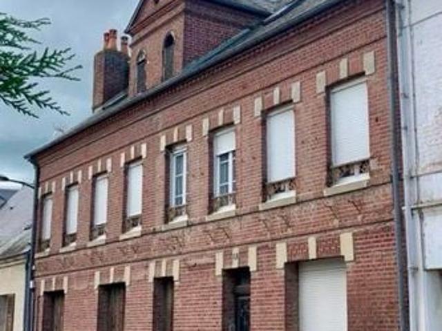 Maison 8 pièces 275 m²
