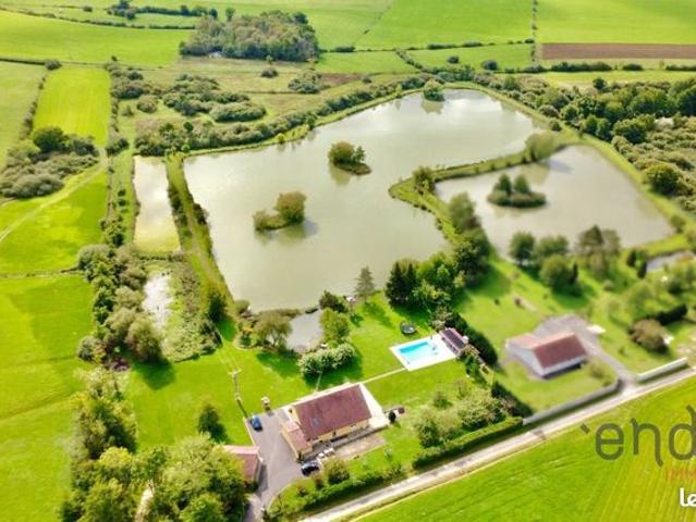 Maison 8 pièces 275 m²