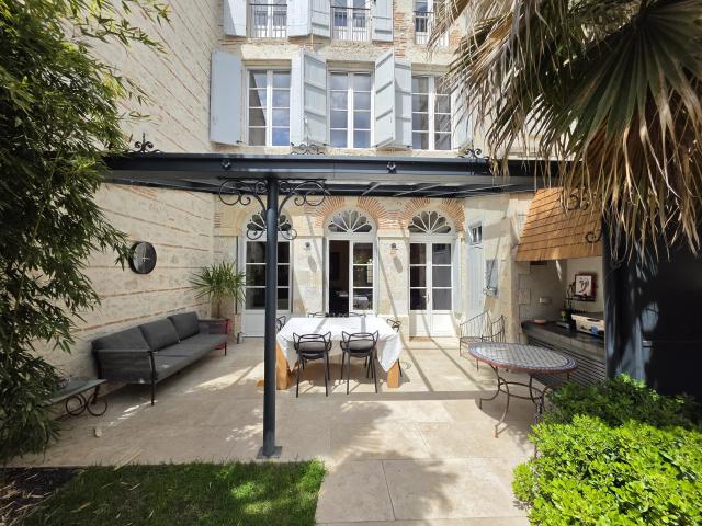 Maison 8 pièces 275 m²