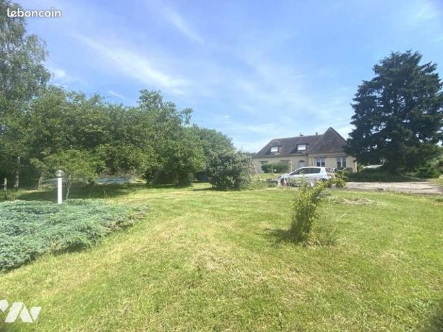 Maison 8 pièces 276 m²
