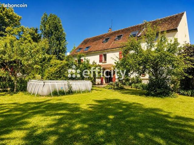 Maison 8 pièces 276 m²